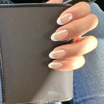 M2 Nail Lounge - Gel X French Tip w/Chrome by Alice - Nail Salons Near Me - Alhambra , California