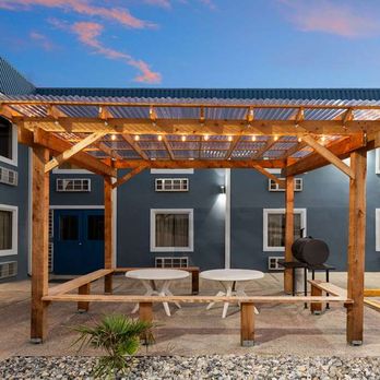 Super 8 by Wyndham Buffalo - Property amenity - Hotels Near Me - Buffalo, Texas Super 8 by Wyndham Buffalo - Property amenity - Hotels Near Me - Buffalo, Texas