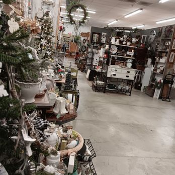 Reclaimed Artisans - Home Decor Near Me - Libertyville, Illinois Reclaimed Artisans - Home Decor Near Me - Libertyville, Illinois
