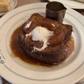 The Oakville Grill & Cellar - Cinnamon Apple French Toast - American Near Me - Chicago, Illinois The Oakville Grill & Cellar - Cinnamon Apple French Toast - American Near Me - Chicago, Illinois