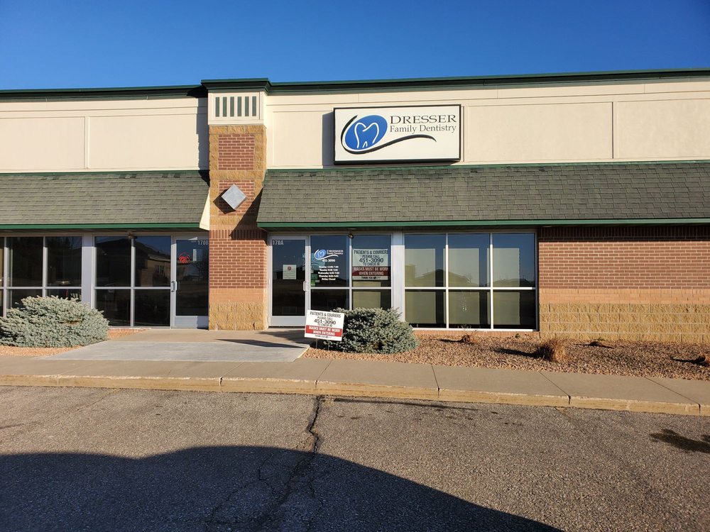 DRESSER FAMILY DENTISTRY Updated August 2024 170 Landmark Dr NE