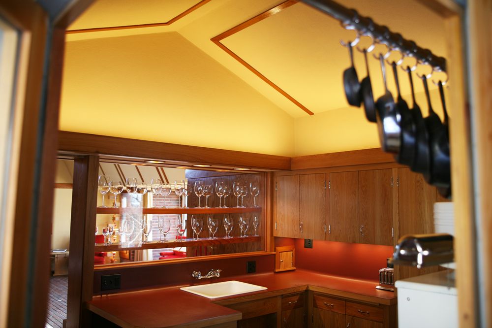 THE MALCOLM WILLEY HOUSE Updated July 2024 255 Bedford St SE