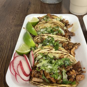 Tacos Don Pillo - Adobada - Tacos Near Me - Altadena, California
