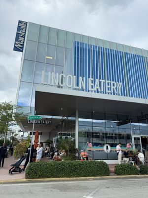 The Lincoln Eatery by null