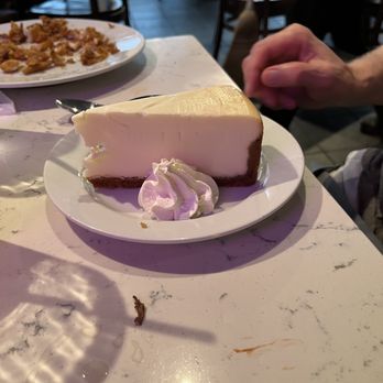 Broken Keel - cheese cake - Seafood Near Me - Savannah, Georgia Broken Keel - cheese cake - Seafood Near Me - Savannah, Georgia