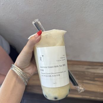 Dots Boba - Jasmine Green Tea - Bubble Tea Near Me - San Francisco, California