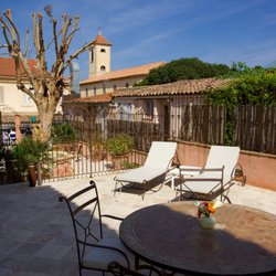 Villa Sainte Anne - Patio intérieur de l'hôtel