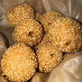 Pad Thai Restaurant - Sesame Balls - great appetizer to have - Thai Near Me - Clovis, California