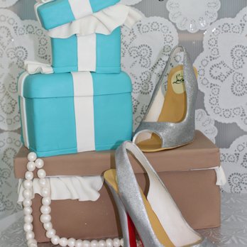 Unique Designer's Cake - Bakeries Near Me - Miami, Florida Unique Designer's Cake - Bakeries Near Me - Miami, Florida