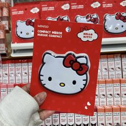 Miniso - Hello kitty compact mirror