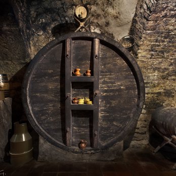Don Carlos - Wine Tours Near Me - Aranda De Duero, BU