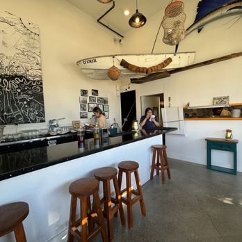 Fish Guts - Inside - Seafood Near Me - San Diego, California Fish Guts - Inside - Seafood Near Me - San Diego, California