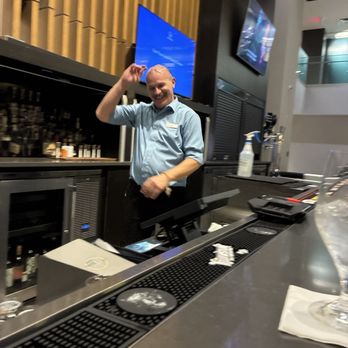 Park Street Kitchen & Bar - Chis is the absolute best bartender! - American Near Me - Des Moines, Iowa Park Street Kitchen & Bar - Chis is the absolute best bartender! - American Near Me - Des Moines, Iowa