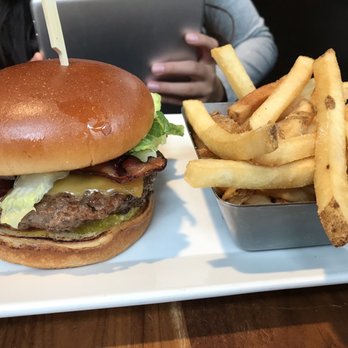 Rel'Lish Burger Lounge - Cheeseburger, delicious! - Lounges Near Me - SeaTac, Washington Rel'Lish Burger Lounge - Cheeseburger, delicious! - Lounges Near Me - SeaTac, Washington