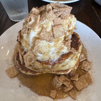 Jealous Fork - Knaus Cinnamon Roll Pancake - Pancakes Near Me - Miami, Florida