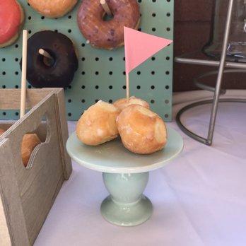 Lady's Donuts - Bakeries Near Me - Glendora, California