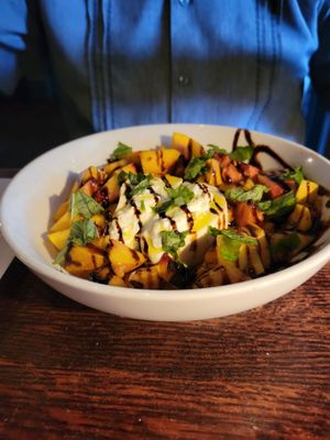 Market Street Blade and Barrel by null