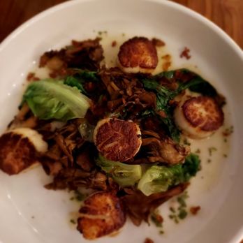 Alewife - Scallops with mushrooms and greens - Seafood Near Me - Richmond, Virginia Alewife - Scallops with mushrooms and greens - Seafood Near Me - Richmond, Virginia