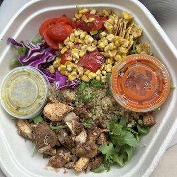 sweetgreen - Healthy Salads, Wraps, and Bowls - Salad Near Me - Milwaukee, Wisconsin