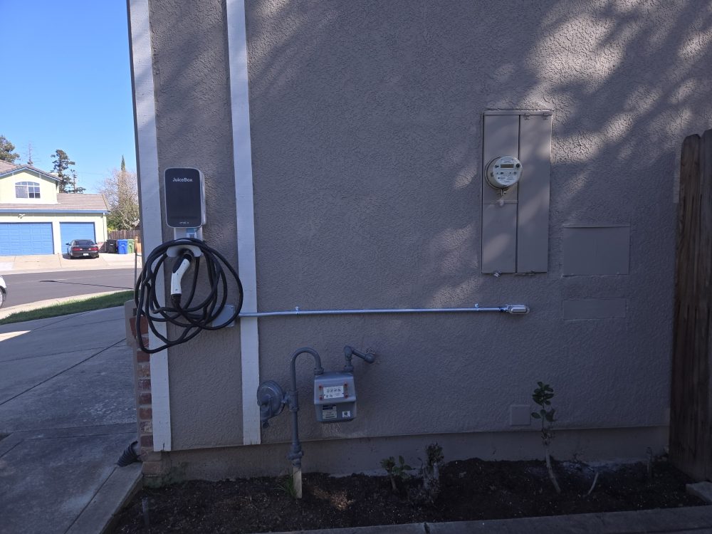 Slide of Elite EV Electrical