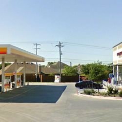 Cibolo Market Deli - Shell gas station and Cibolo Market opposite Cibolo Pediatric Dentistry