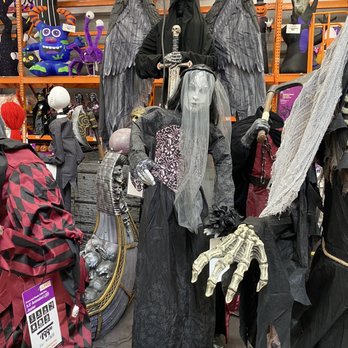 Home Depot - Creepy lady outdoor deco - Hardware Stores Near Me - Honolulu, Hawaii Home Depot - Creepy lady outdoor deco - Hardware Stores Near Me - Honolulu, Hawaii