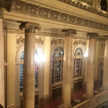 Chicago Theatre - Performing Arts Near Me - Chicago, Illinois Chicago Theatre - Performing Arts Near Me - Chicago, Illinois