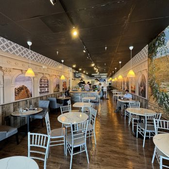 Finjani Cafe - Coffee & Tea Near Me - Hilliard, Ohio