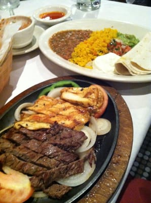 La Vina Mexican Grill by null