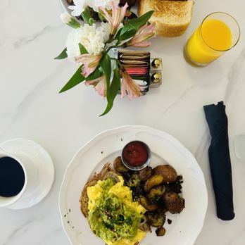 Caroline's On Main - First time feels! - Breakfast & Brunch Near Me - Flowery Branch, Georgia Caroline's On Main - First time feels! - Breakfast & Brunch Near Me - Flowery Branch, Georgia