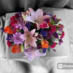 Hawes Florist - Beautiful arrangement by Melissa