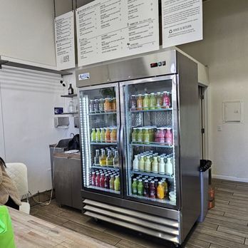 Juice House - Benicia - Interior drinks - Coffee & Tea Near Me - Benicia, California