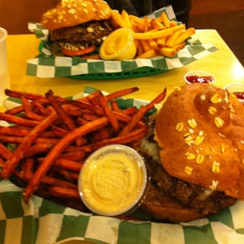 Big Buns - Burgers Near Me - Arlington, Virginia