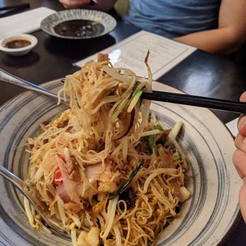 Fuji at Ink Block - Singapore rice noodles - Japanese Near Me - Boston, Massachusetts