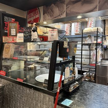 Antonella's Pizzeria - Counter - Pizza Near Me - Winter Park, Florida