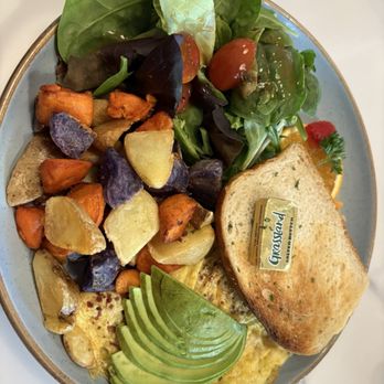 Toast In Town - Golden State Omelette - Salad Near Me - Foster City, California Toast In Town - Golden State Omelette - Salad Near Me - Foster City, California