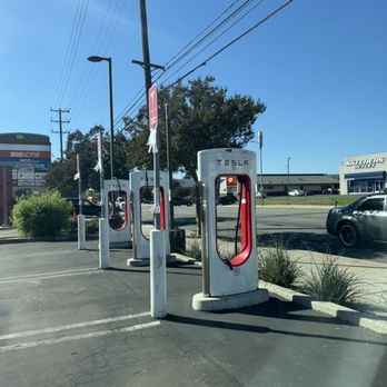 Tesla Supercharger - Tesla Supercharger at Tampa and Nordhoff. - EV Charging Stations Near Me - Los Angeles, California Tesla Supercharger - Tesla Supercharger at Tampa and Nordhoff. - EV Charging Stations Near Me - Los Angeles, California