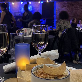 Blues Alley - Chips and Dip - Jazz & Blues Near Me - Washington, DC, District of Columbia