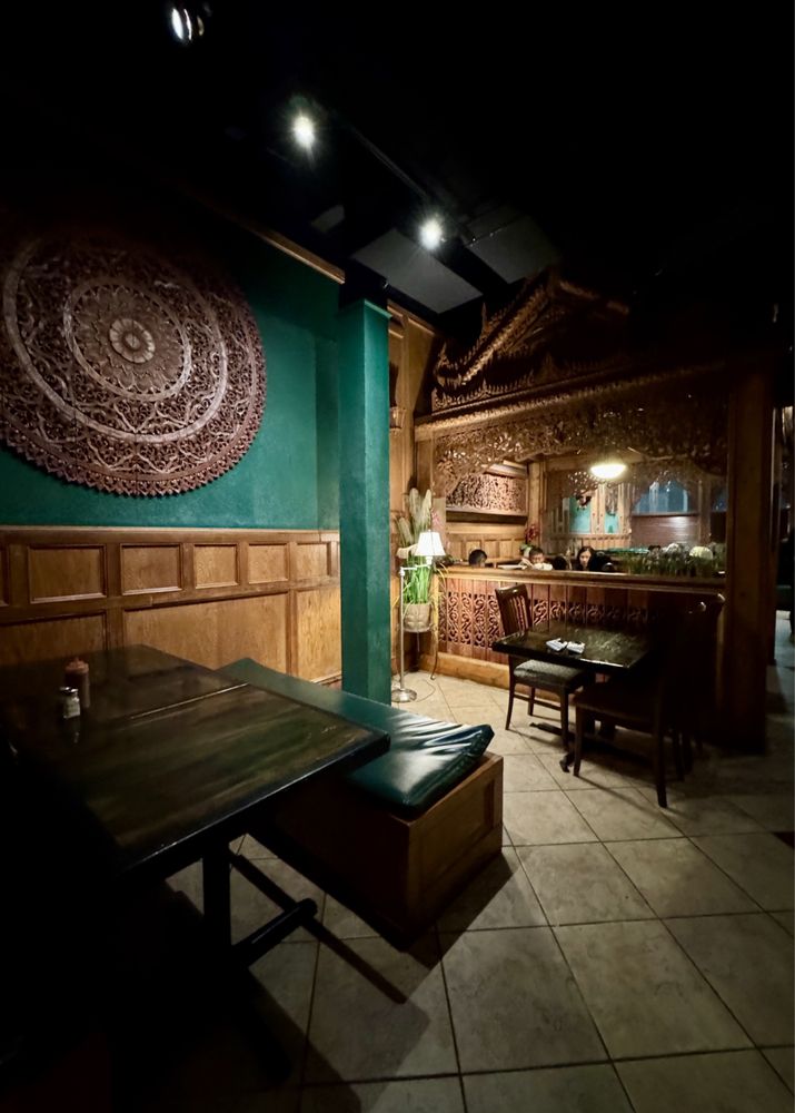 Thai House At Tower Place