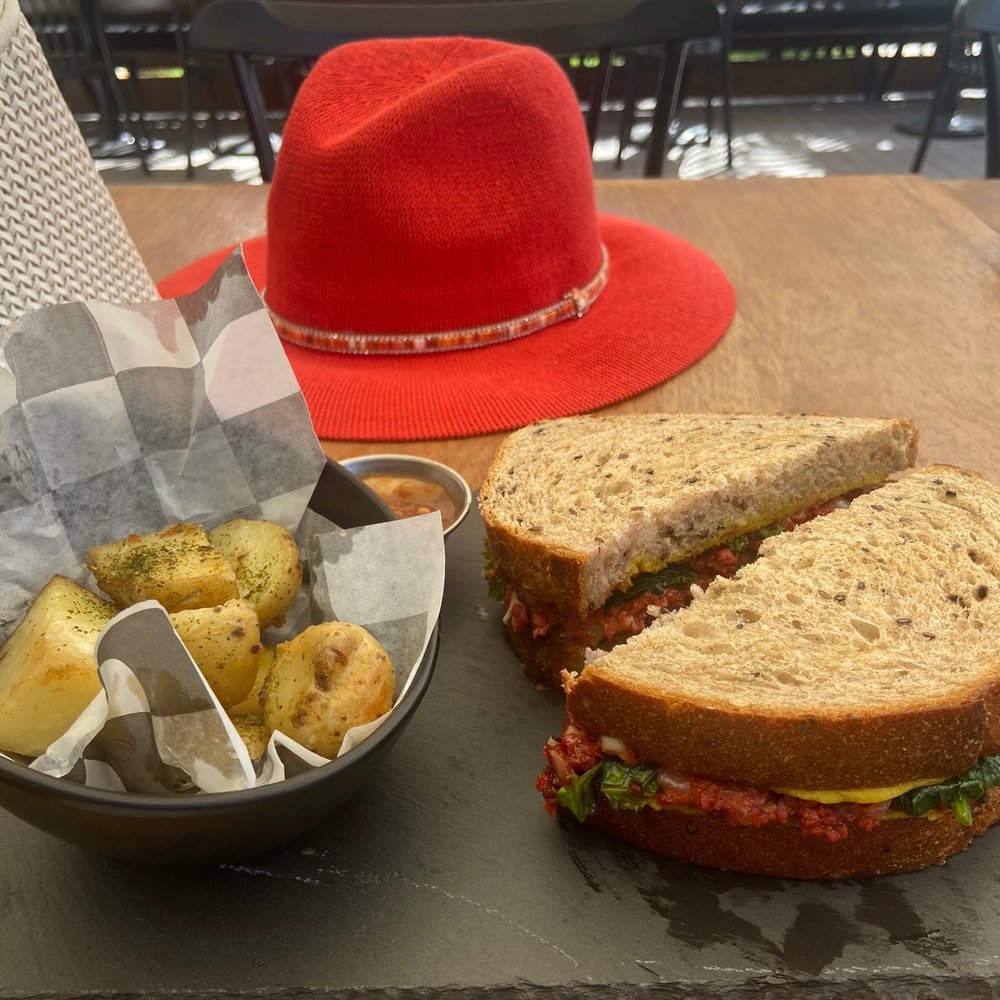 Chorizo sandwich
