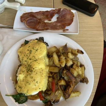 That Flippin' Egg - 2 Traditional Eggs Benedict, Home Fries and bacon - New American Near Me - Evans, Georgia