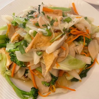 Thuyen Vien - Buddha's Feast with soy chicken added - Vegan Near Me - Anaheim, California Thuyen Vien - Buddha's Feast with soy chicken added - Vegan Near Me - Anaheim, California