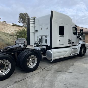 Valley Pros Mobile Detailing - Semi Truck Exterior Hand Wash - Auto Detailing Near Me Valley Pros Mobile Detailing - Semi Truck Exterior Hand Wash - Auto Detailing Near Me