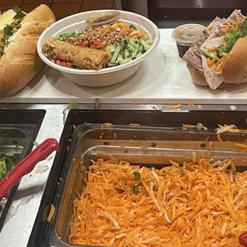 Lu's Sandwiches - The assembly line - Vietnamese Near Me - Minneapolis, Minnesota