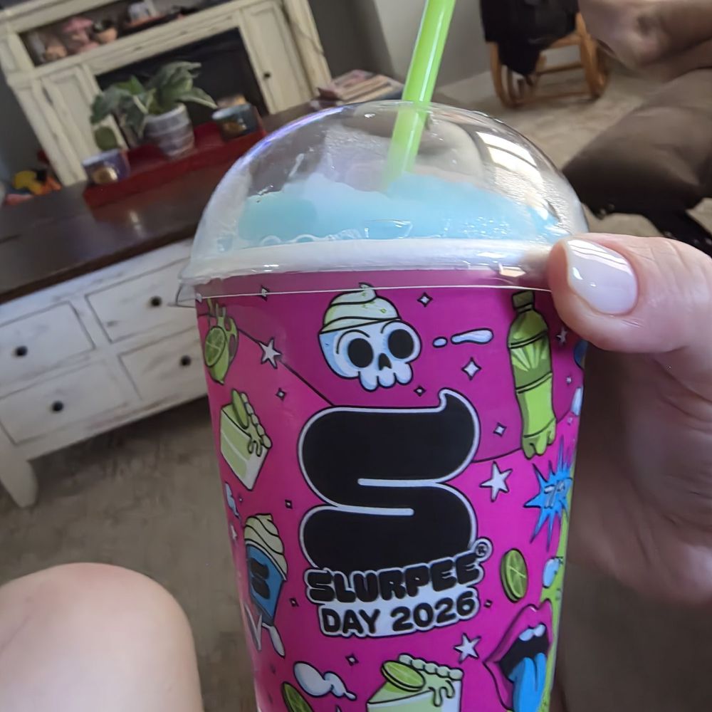 7-Eleven - Free 7-11 Slurpee Day! Blue Raspberry - Convenience Stores Near Me - Sacramento, California 7-Eleven - Free 7-11 Slurpee Day! Blue Raspberry - Convenience Stores Near Me - Sacramento, California