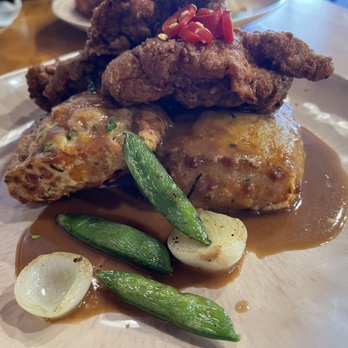 Toast Kitchen & Bakery - Chicken and biscuit - Breakfast & Brunch Near Me - Costa Mesa, California