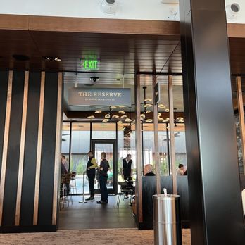 Amex Centurion Lounge - Lounges Near Me - Atlanta, Georgia