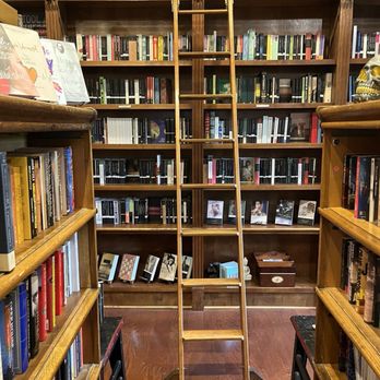 Wellington Square Bookshop - What is better than a bookstore with a ladder! - Books, Mags, Music & Video Near Me - Exton, Pennsylvania Wellington Square Bookshop - What is better than a bookstore with a ladder! - Books, Mags, Music & Video Near Me - Exton, Pennsylvania