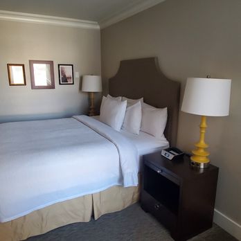 The Mark Spencer Hotel - Master suite bedroom - Hotels Near Me - Portland, Oregon The Mark Spencer Hotel - Master suite bedroom - Hotels Near Me - Portland, Oregon