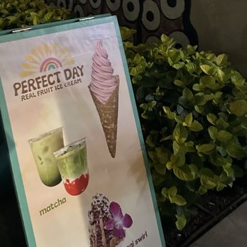 Perfect Day Real Fruit Ice Cream - Ice Cream & Frozen Yogurt Near Me - Kailua, Hawaii Perfect Day Real Fruit Ice Cream - Ice Cream & Frozen Yogurt Near Me - Kailua, Hawaii